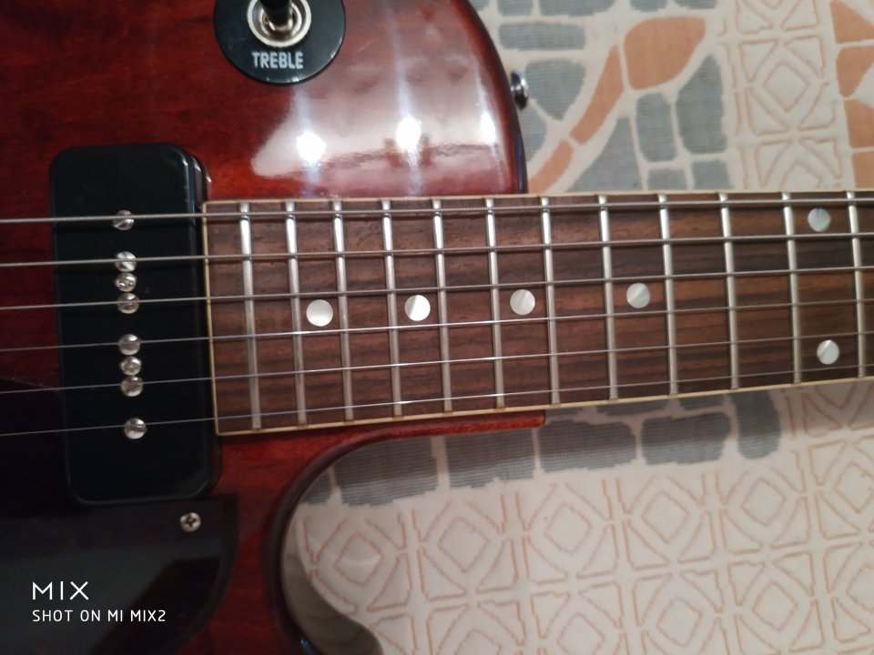 Gibson Les Paul Special CS Maple Top Dark Cherry de segunda mano · Foto 7 de 10 · Zaragoza · 3000 €