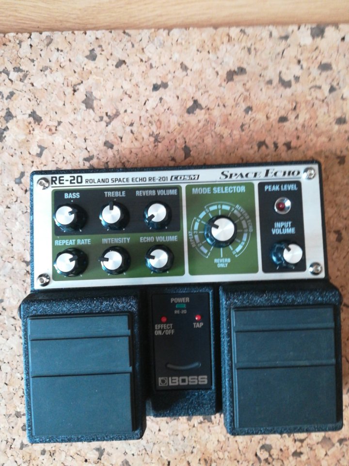 Boss RE-20 Space Echo (Con caja original) de segunda mano · Foto 1 de 5 · Girona · 300 €