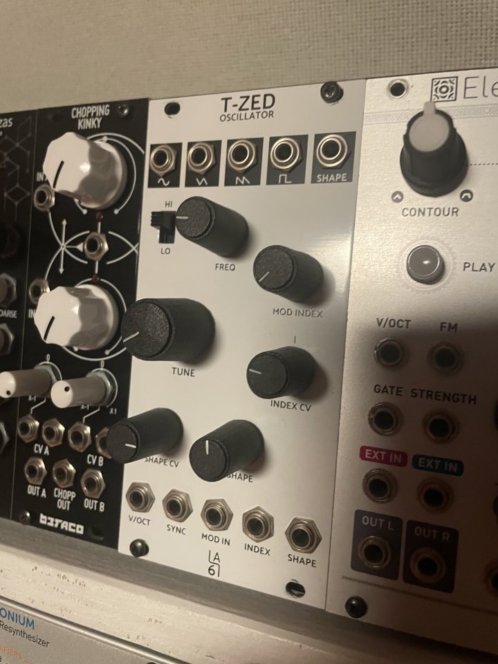 T-ZED Oscillator La 67 de segunda mano · Foto 1 de 2 · Barcelona · 150 €