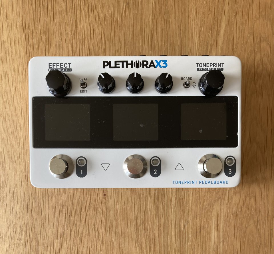 TC Electronic Plethora X3 pedal multiefectos