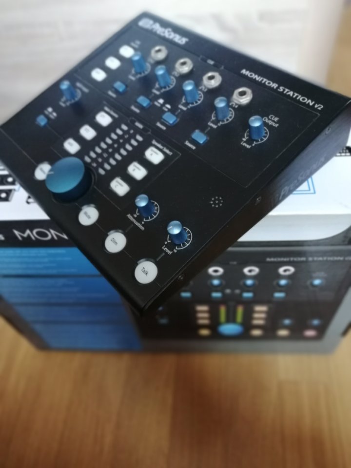 PreSonus Monitor Station V2 de segunda mano · Foto 2 de 4 · Málaga · 210 €