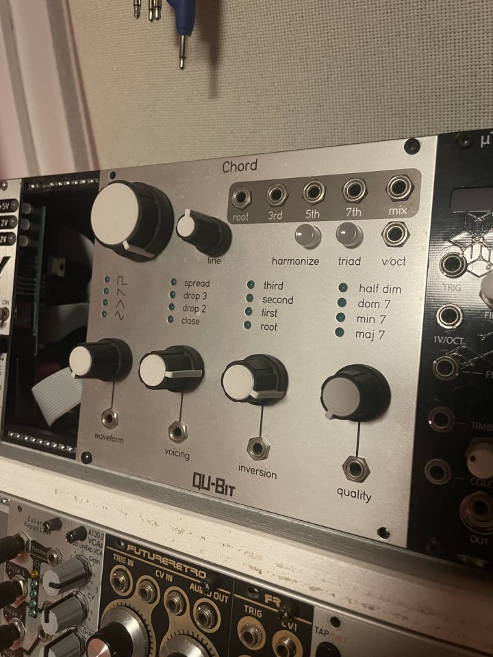 QU-BIT Chord v1. de segunda mano · Foto 2 de 2 · Barcelona · 175 €