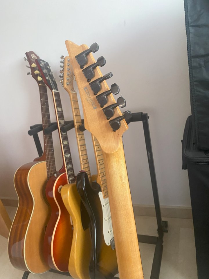 Guitarra Ibanez Prestige 2003/2004 de segunda mano · Foto 5 de 9 · Alicante · 1050 €