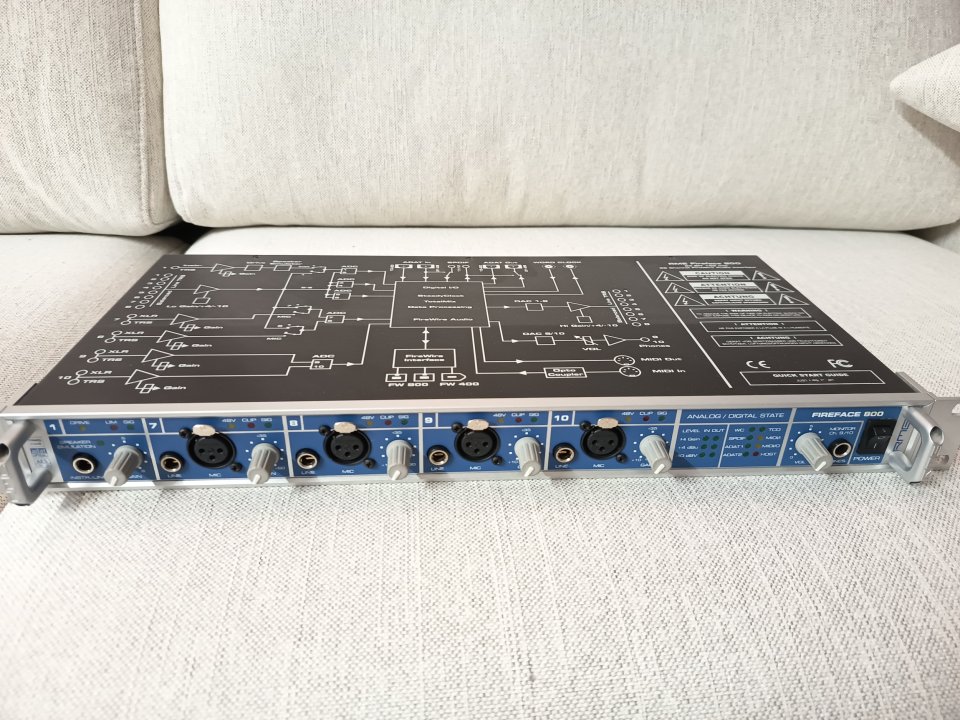 Interfaz de audio RME Fireface 800 de segunda mano · Foto 3 de 5 · Madrid · 400 €