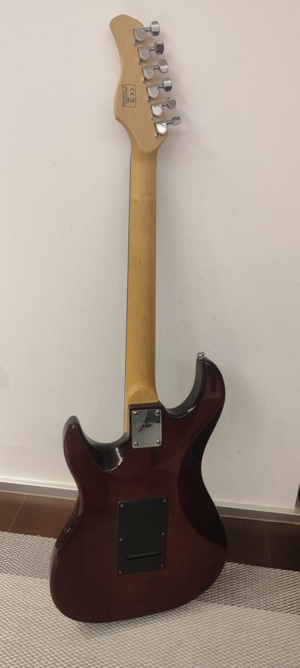 Sire Larry Carlton S3 Sunburst de segunda mano · Foto 7 de 9 · A Coruña · 260 €