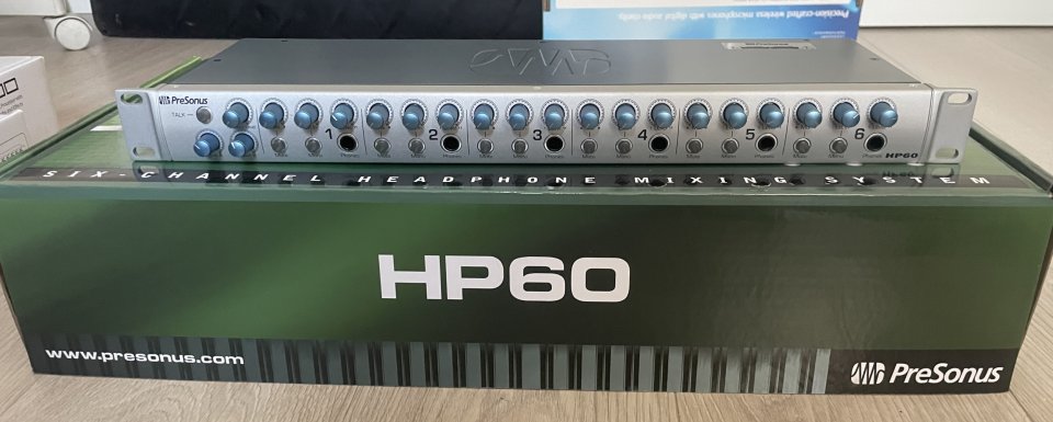 Presonus HP60 - amplificador auriculares de 6 canales + talk de segunda mano · Foto 1 de 5 · Girona · 150 €