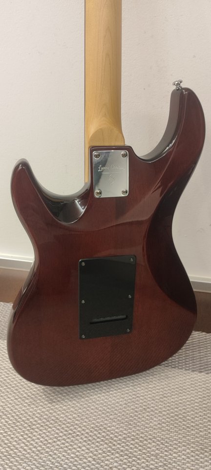 Sire Larry Carlton S3 Sunburst de segunda mano · Foto 8 de 9 · A Coruña · 260 €