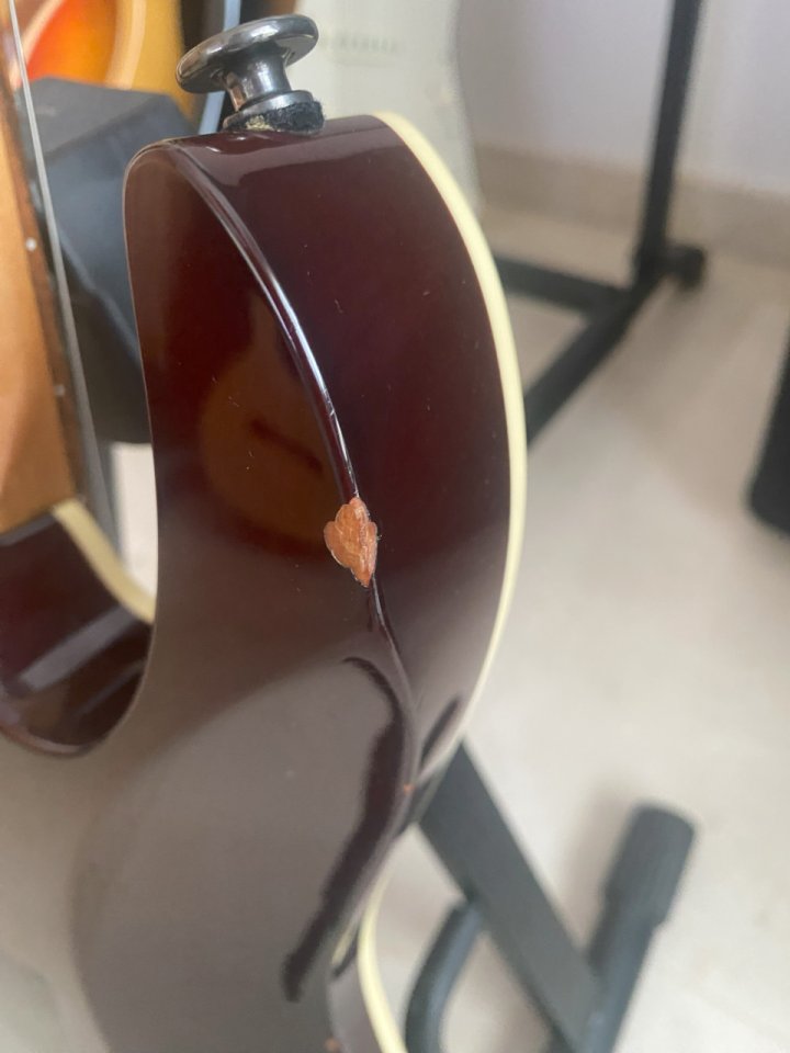 Guitarra Ibanez Prestige 2003/2004 de segunda mano · Foto 8 de 9 · Alicante · 1050 €