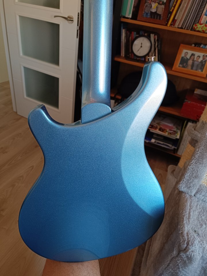 PRS Semi-Holow Vela Frost Blue Metallic de segunda mano · Foto 3 de 6 · Madrid · 1600 €