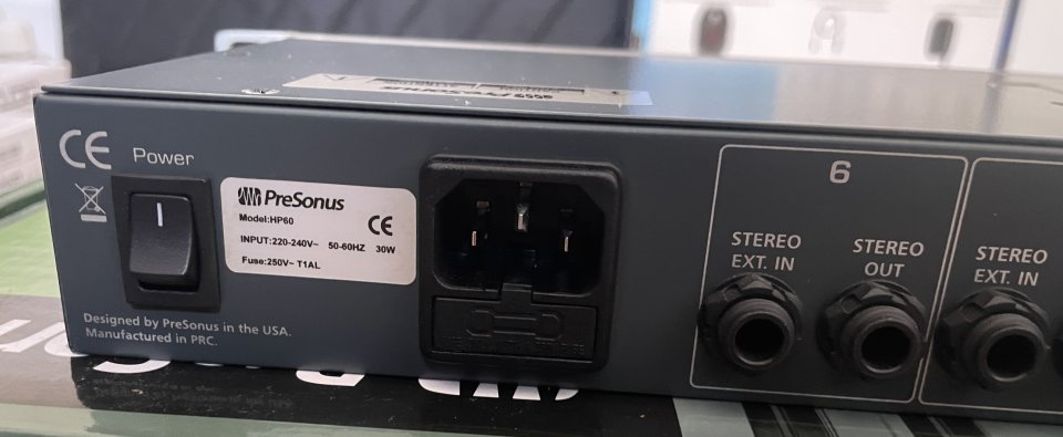 Presonus HP60 - amplificador auriculares de 6 canales + talk de segunda mano · Foto 4 de 5 · Girona · 150 €