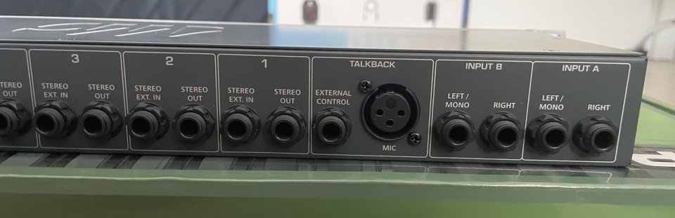 Presonus HP60 - amplificador auriculares de 6 canales + talk de segunda mano · Foto 5 de 5 · Girona · 150 €