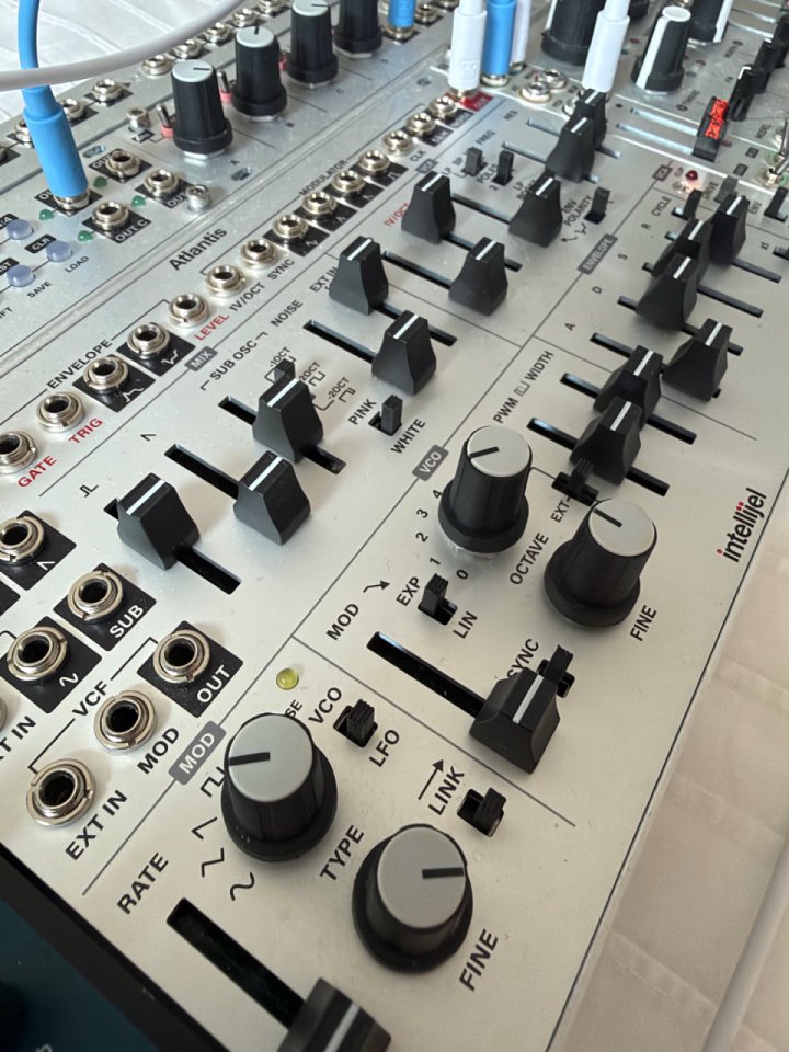 Intellijel Atlantis de segunda mano · Foto 3 de 3 · Illes Balears · 550 €
