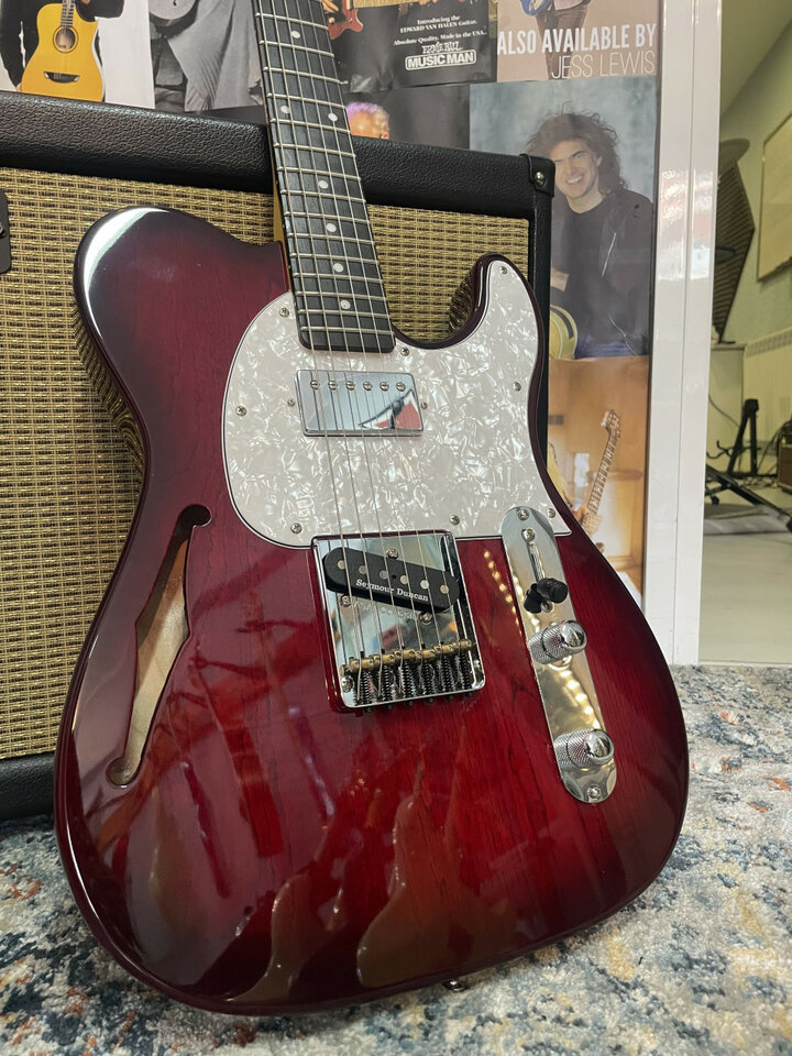 Guitarra G&L TRIBUTE ASAT REDBURST RW