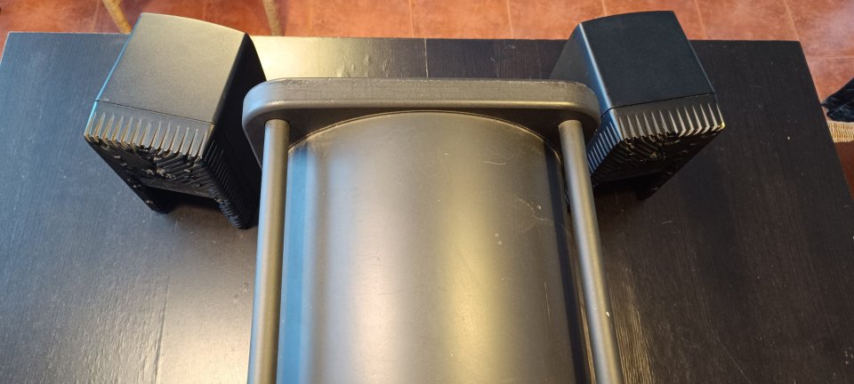 ​Sistema 2.1 Genelec: 2x 1029A + Subwoofer 7050A de segunda mano · Foto 5 de 8 · Cantabria · 600 €