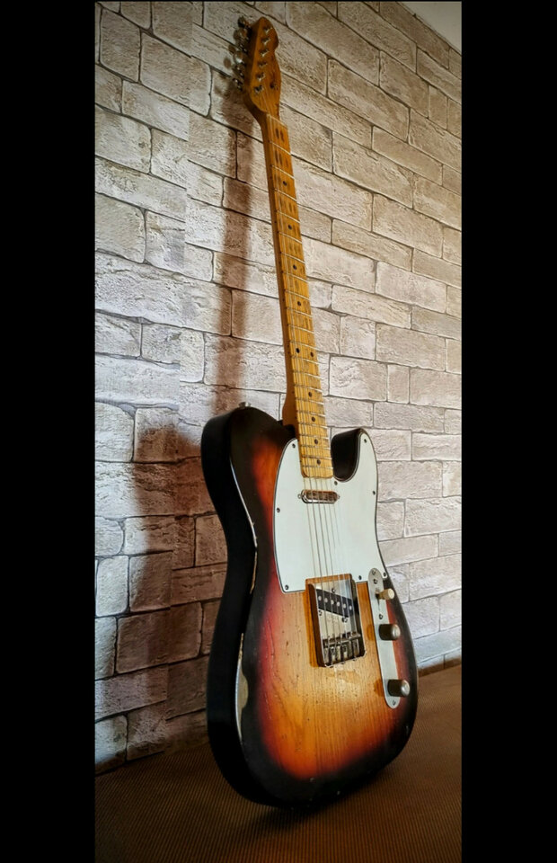 Proyectos de guitarra Vintage. Servicios de pintura, ajustes etc