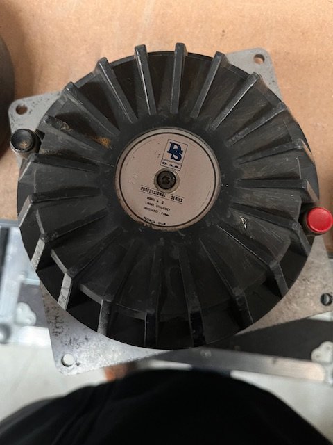 Motores de agudos y tweeters JBL, DAS, Beyma.