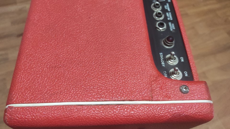 Cambio por vox AC15 HW