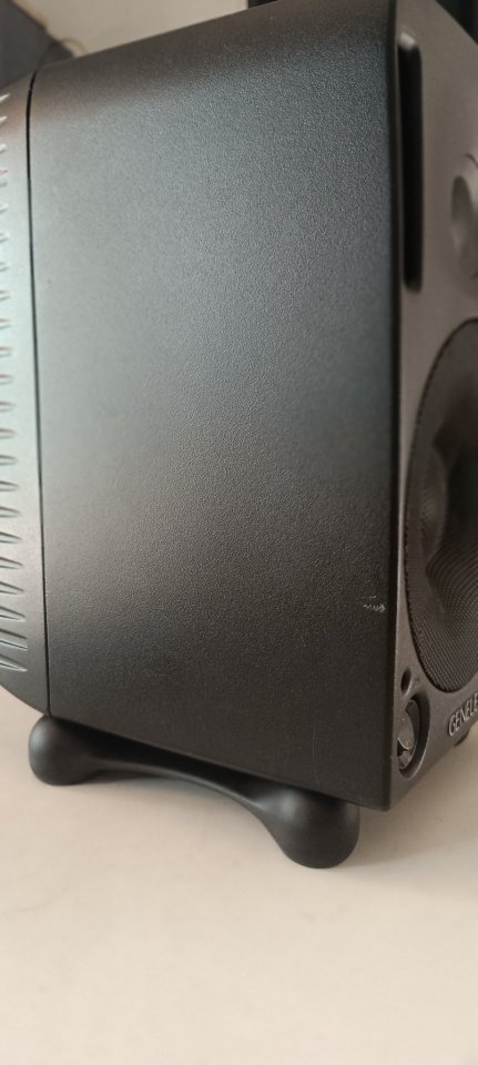 ​Sistema 2.1 Genelec: 2x 1029A + Subwoofer 7050A de segunda mano · Foto 8 de 8 · Cantabria · 600 €