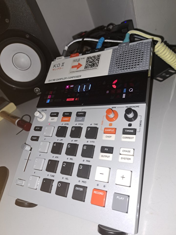 Teenage engineering K.O.II