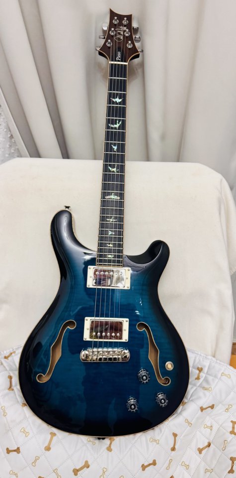 PRS SE Hollowbody II Piezo de segunda mano · Foto 1 de 10 · SC Tenerife · 1000 €