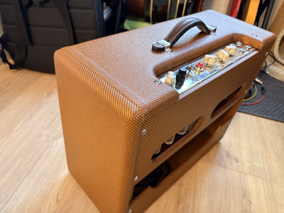 Amplificador Lazy J10 LC Tweed
