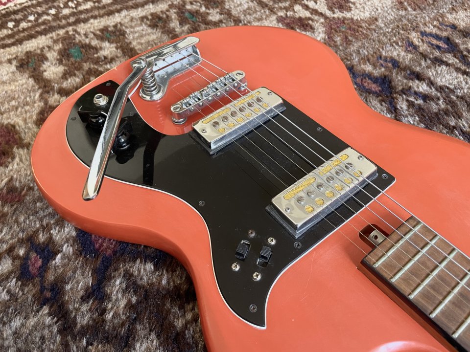 Guitarra eléctrica tipo SG japonesa años 70 de segunda mano · Foto 4 de 8 · Gipuzkoa · 350 €