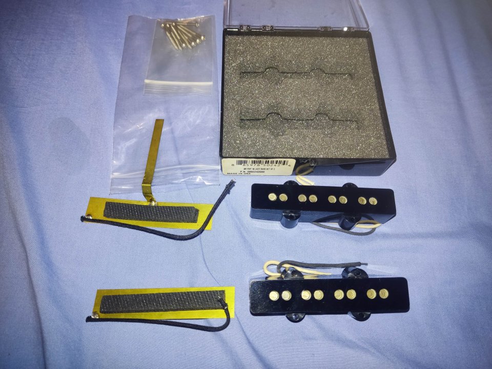 Pastillas Fender Pure Vintage '64 Jazz Bass de segunda mano · Foto 5 de 6 · Alicante · 140 €