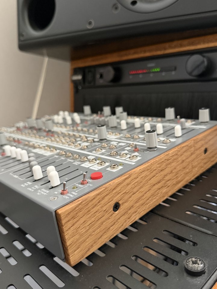 Intellijel Cascadia de segunda mano · Foto 2 de 2 · Alicante · 1550 €