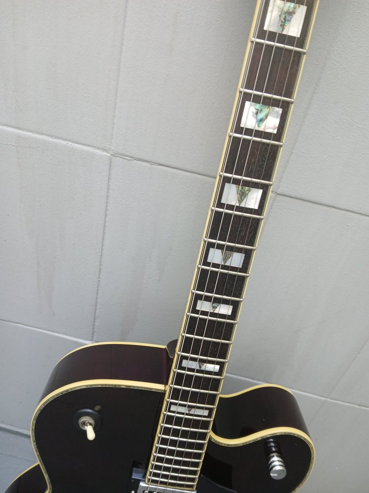 SOLO HOY! Peavey Rockingham Purple + pickguard replica Gretsch de segunda mano · Foto 3 de 8 · Jaén · 499 €