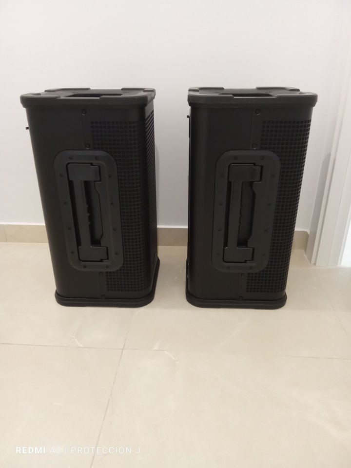 LINE 6 STAGESOURCE L2T & L2M más Line 6 Trolley