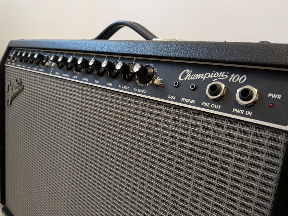 Amplificador Fender Champion 100