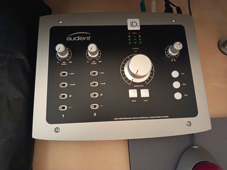 Audient ID22 (Adat i/o)