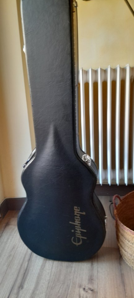 Gibson Les Paul Studio de 2004 de segunda mano · Foto 7 de 7 · Albacete · 950 €