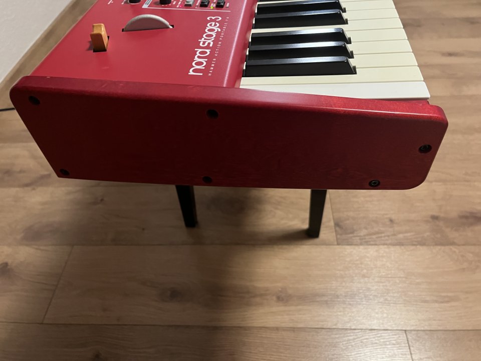 Clavia Nord Stage Hammer Action 3 76 teclas