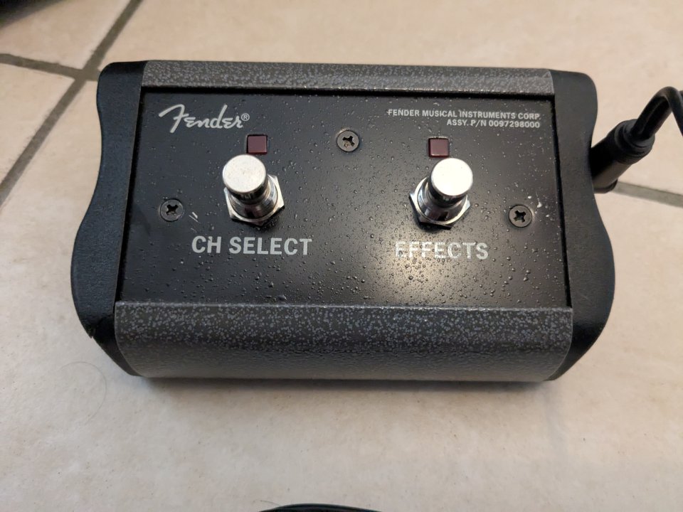 Amplificador Fender Champion 100