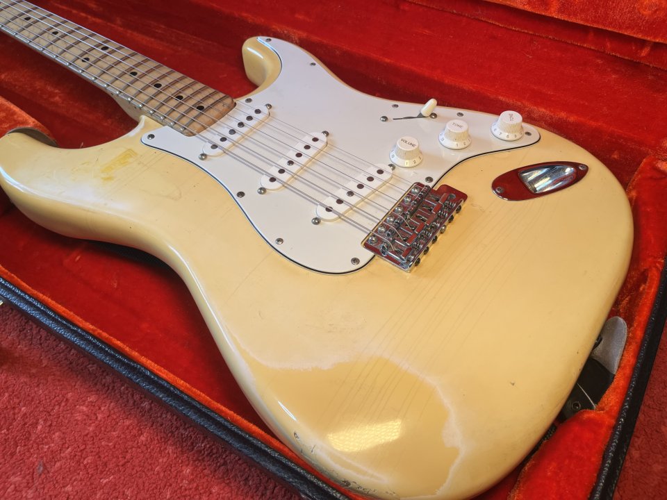 Fender Stratocaster 1974 – Olympic White – Vintage USA
