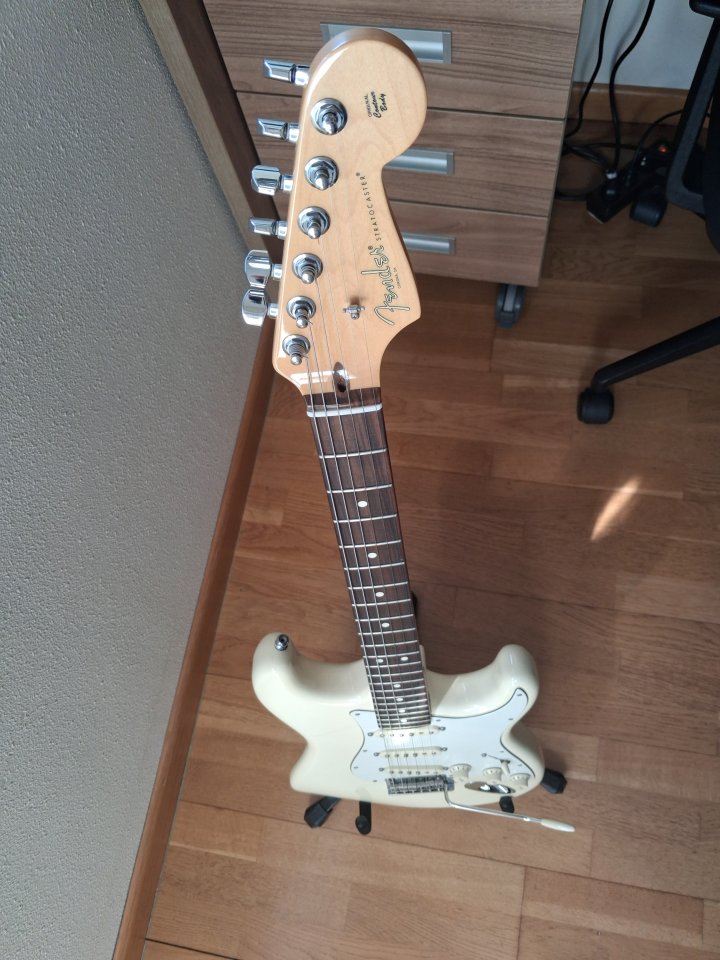 Fender Stratocaster Americana Standard AM STRAT RW