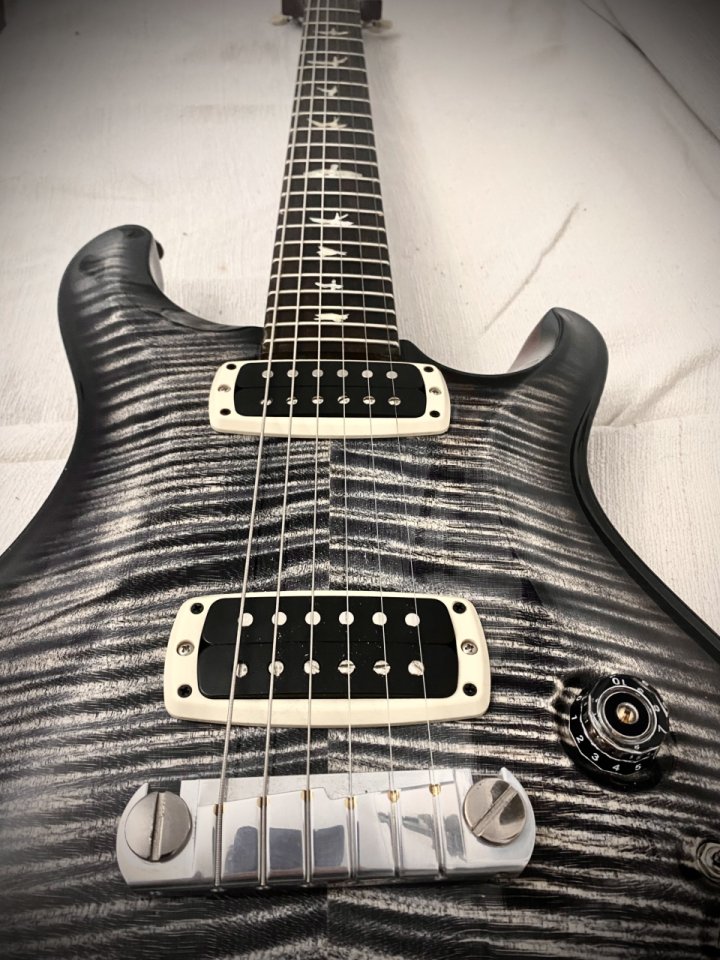 Prs Phoenix 40Aniversary Limited Edition de segunda mano · Foto 3 de 10 · Almería · 8000 €
