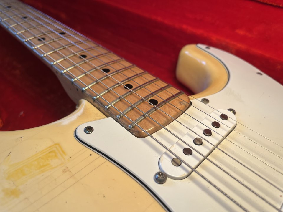 Fender Stratocaster 1974 – Olympic White – Vintage USA