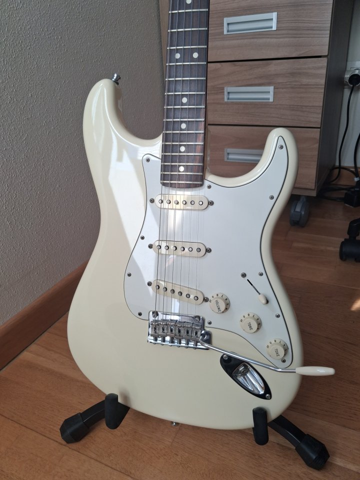 Fender Stratocaster Americana Standard AM STRAT RW
