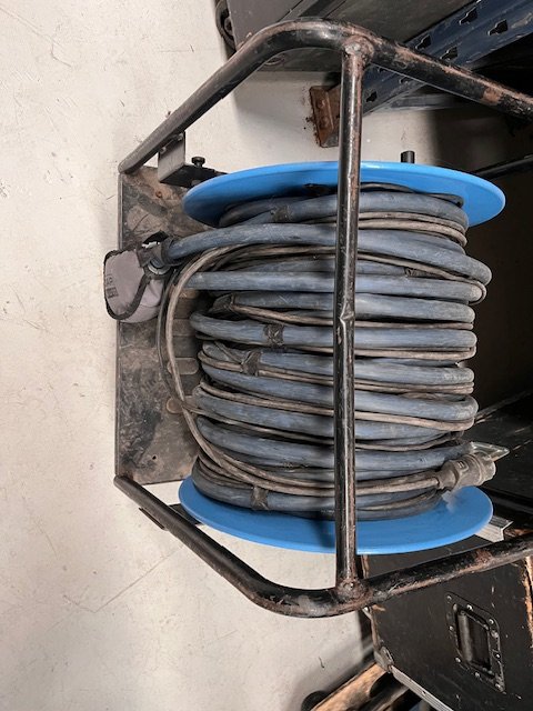 manguera sonido Pinanson 40 canales + 10 retornos + pach + pulpos monitores