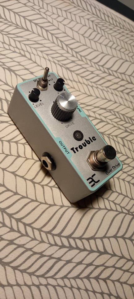 Pedal de guitarra Eno Trouble Overdrive TC-16 de segunda mano · Foto 1 de 5 · Zaragoza · 25 €