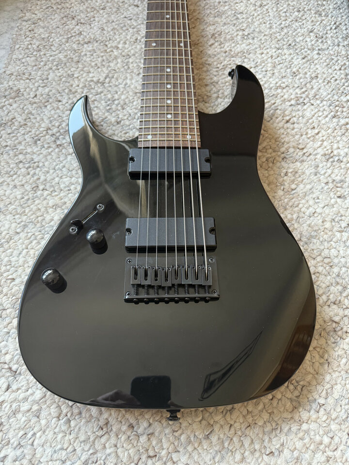Ibanez RG8L zurdo zurda, reservada!