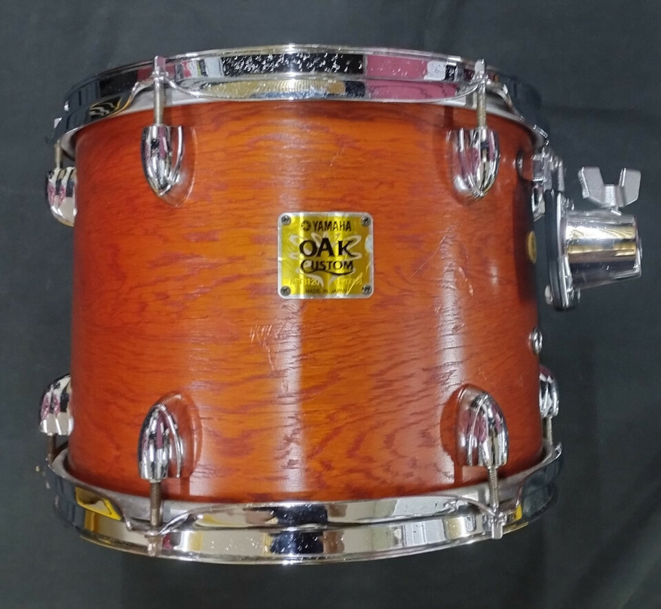 12x9" Yamaha OAK Custom tom