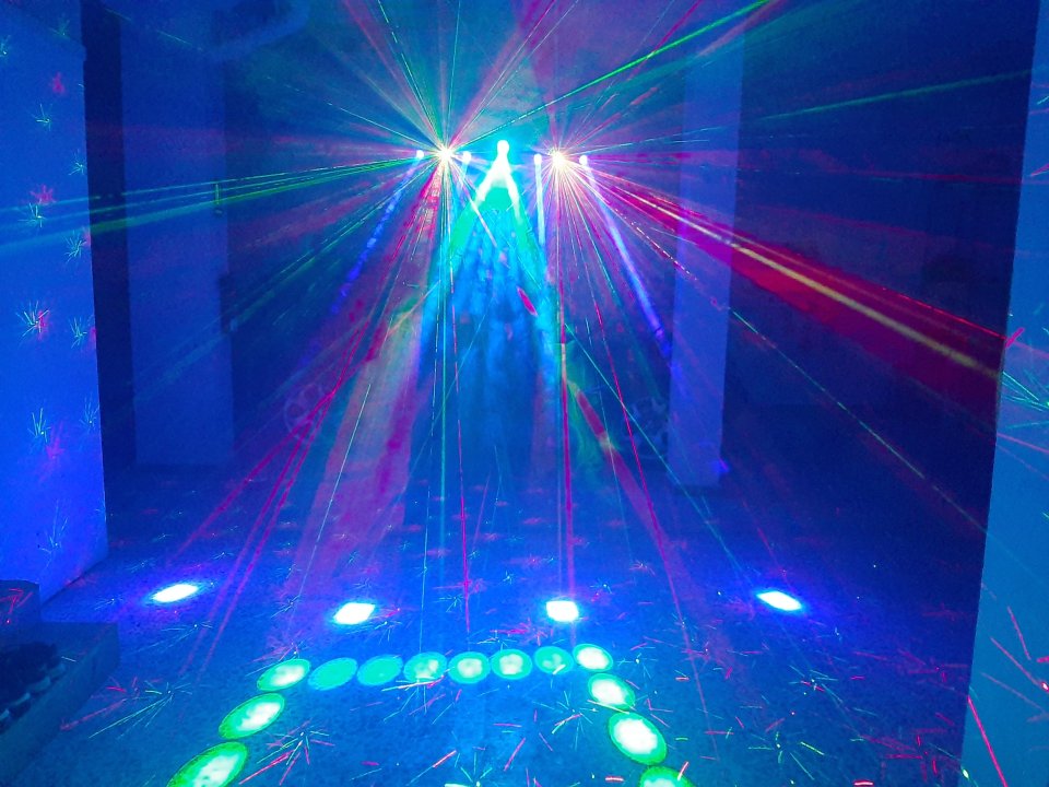 Torre de Iluminación DJ Profesional. de segunda mano · Foto 2 de 10 · Alicante · 149 €
