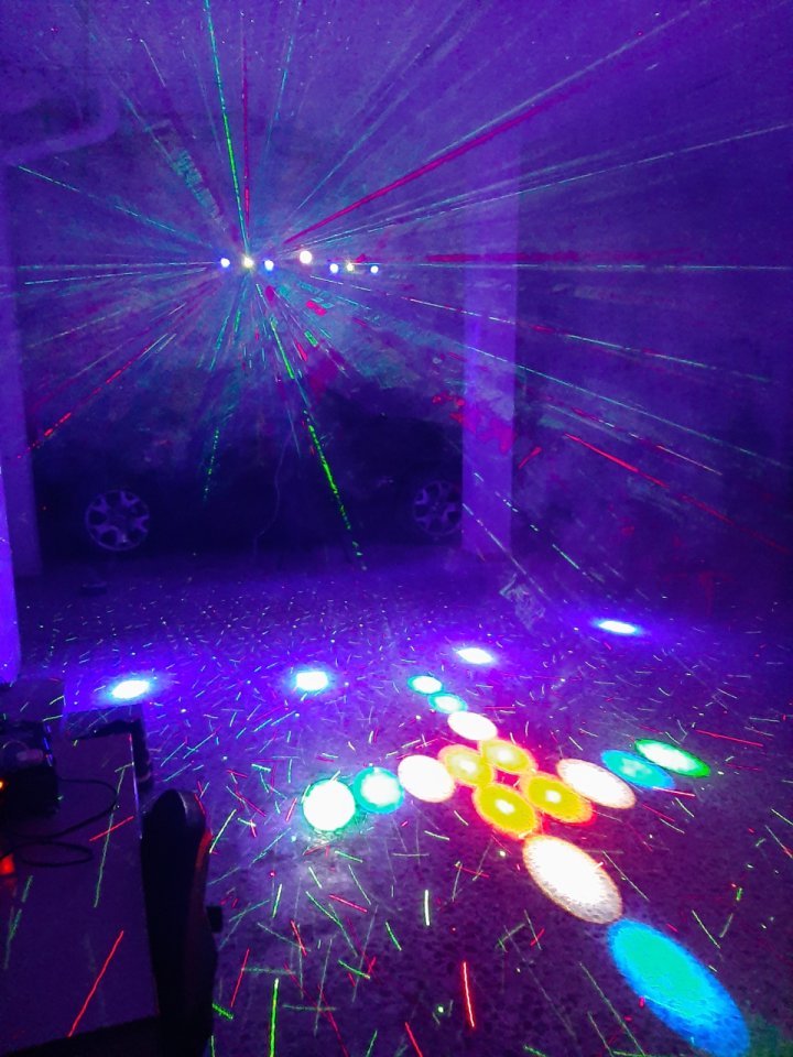 Torre de Iluminación DJ Profesional. de segunda mano · Foto 1 de 10 · Alicante · 149 €