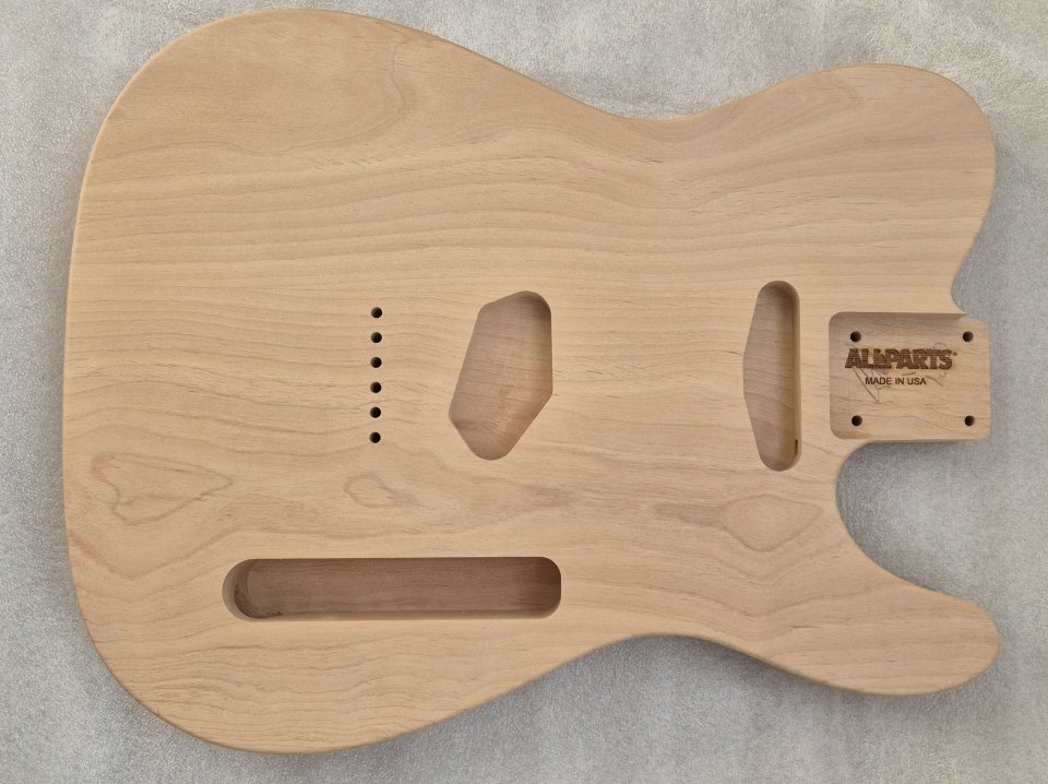 Cuerpo Telecaster Allparts de aliso sin lacar