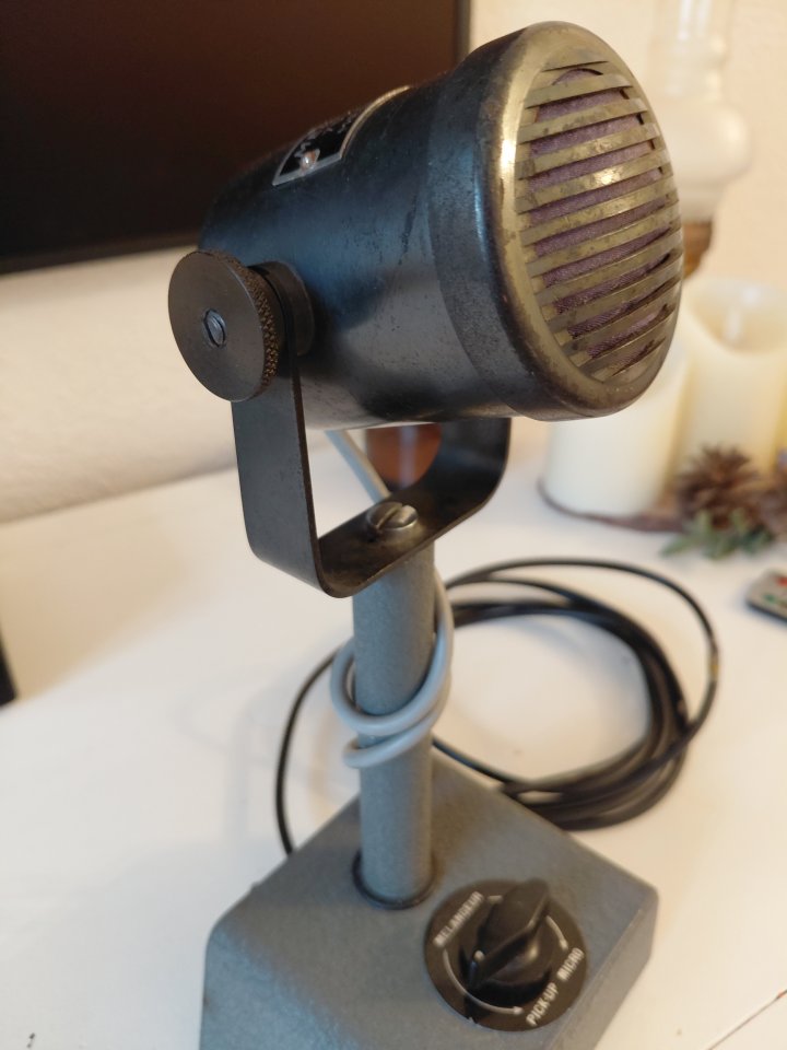 Microfono Melodynamic Melodium 75A años 40 de segunda mano · Foto 4 de 8 · Córdoba · 160 €
