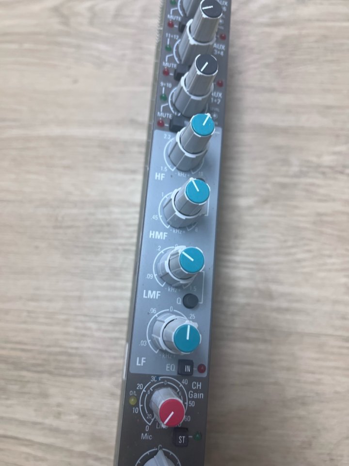 AMEK Rembrandt REM 10 – Canales de segunda mano · Foto 4 de 10 · Madrid · 280 €