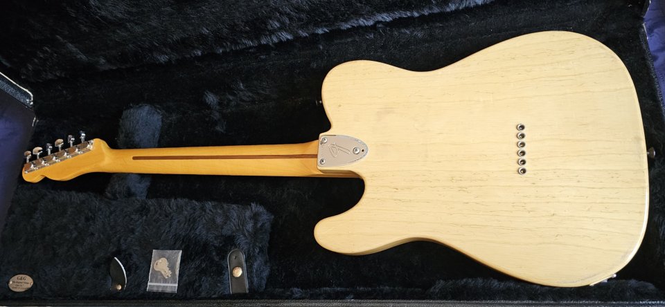 American Vintage ‘72 Telecaster ® Thinline de segunda mano · Foto 6 de 7 · Valencia · 1800 €
